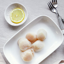 Load image into Gallery viewer, tender Digby or Hokkaido sea scallops
