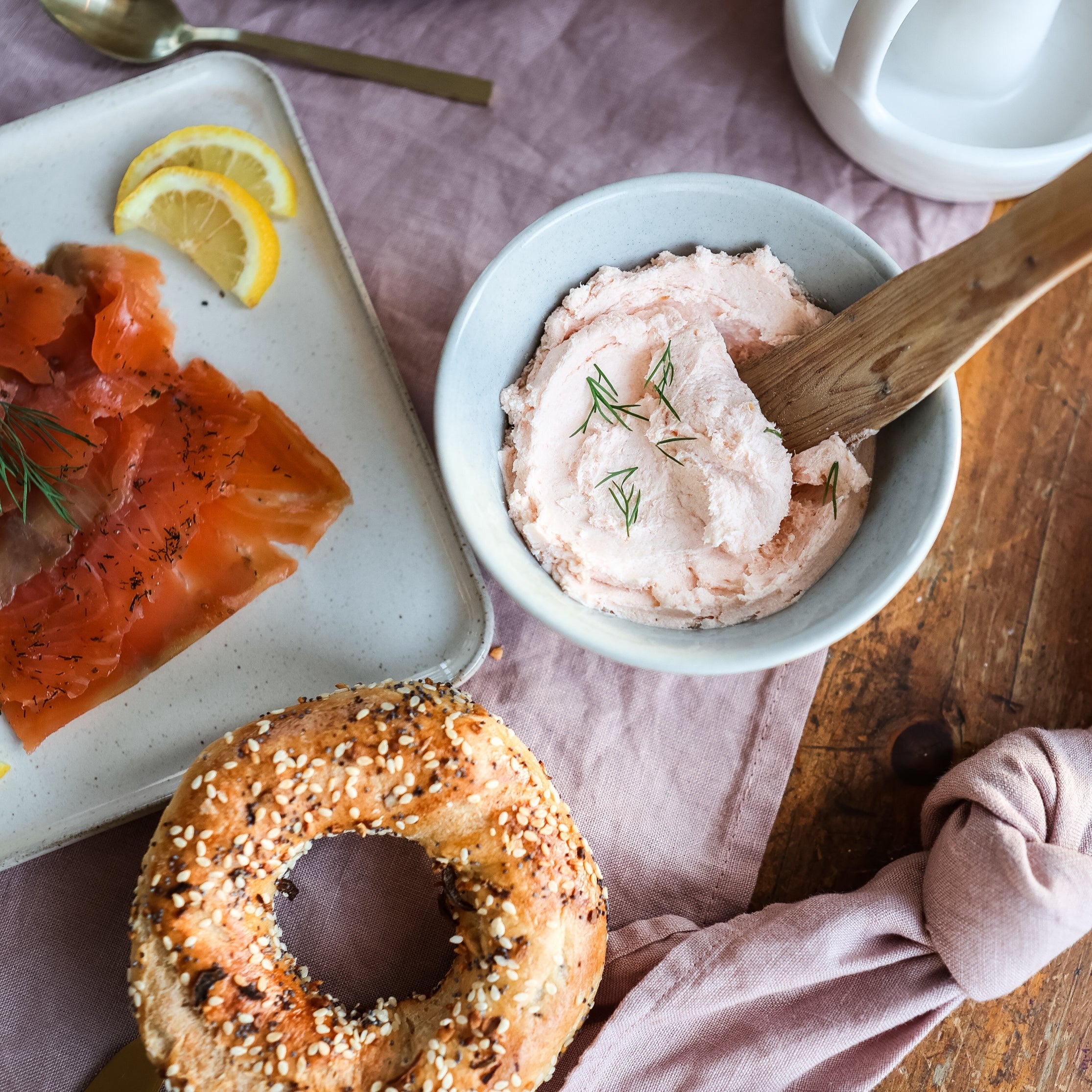 smoked salmon cream cheese